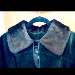 Ona Sáez leather jacket with fur cuffs